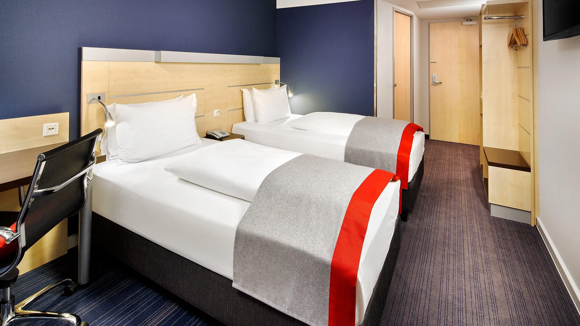 Holiday Inn Express Duesseldorf - City North By Ihg Duitsland