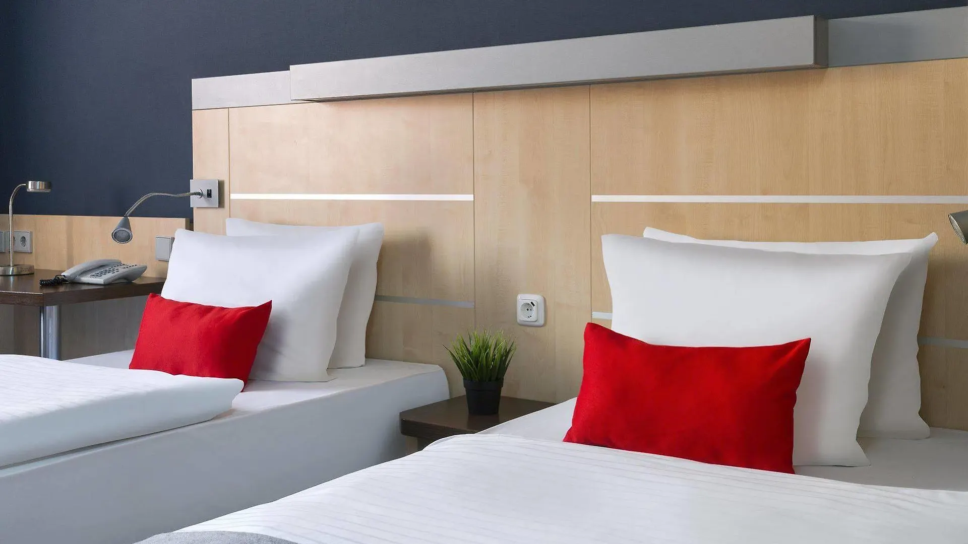 Holiday Inn Express Duesseldorf - City North By Ihg Düsseldorf